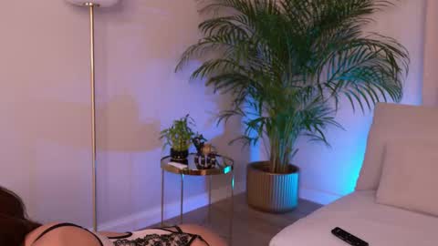 Anissa online show from March 12, 3:37 pm