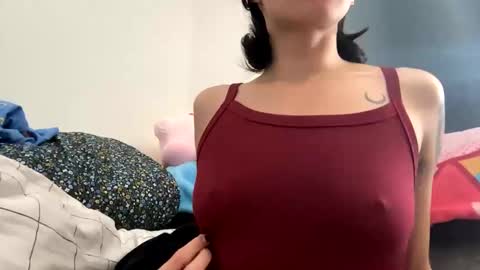 tinyhairycherry online show from November 13, 7:02 pm
