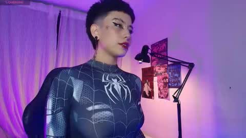  Halsey  Sofii  online show from October 18, 7:44 am