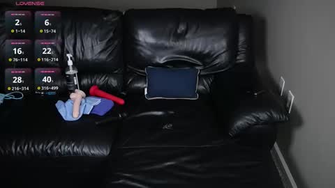 Tomi Michelle online show from March 23, 6:14 pm