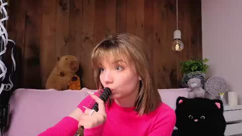 Melissa online show from June 17, 2:46 am