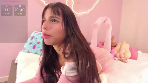 Tori  online show from February 27, 11:04 pm