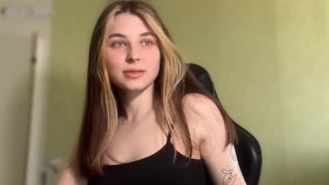 touch_and_run online show from March 22, 7:14 am