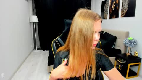 Touch The Heart online show from February 8, 4:05 am