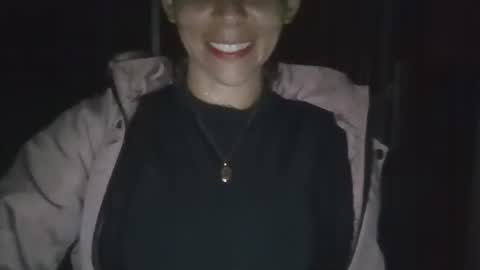 Snapshot of toyita707 chatting on December 17, 5:40 am toyita707 online show from December 17, 5:40 am