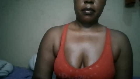 tracy304 online show from February 12, 3:58 pm