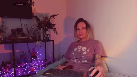 Hey my name is Kiri Kiri online show from January 16, 7:43 pm