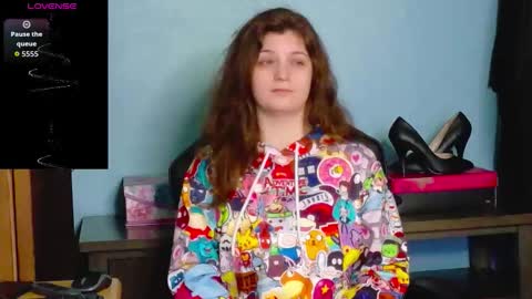 TreeJeanne online show from November 15, 3:18 am