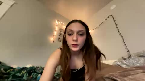 Trixi online show from February 12, 1:52 am