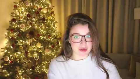 Ariana online show from December 19, 8:23 pm