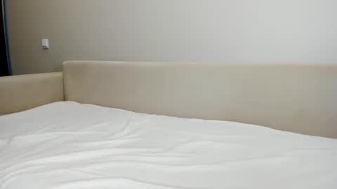 new hot online show from September 28, 5:47 am