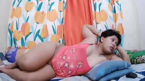 Lyn and lea online show from January 18, 9:45 am