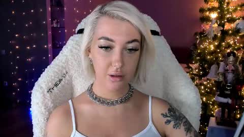 Miley online show from December 29, 11:29 am