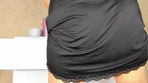 tykita online show from November 28, 8:06 am