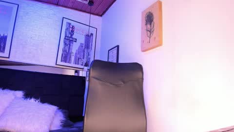       online show from December 20, 4:05 am