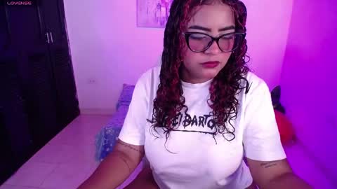 Tyna  online show from April 14, 12:27 pm