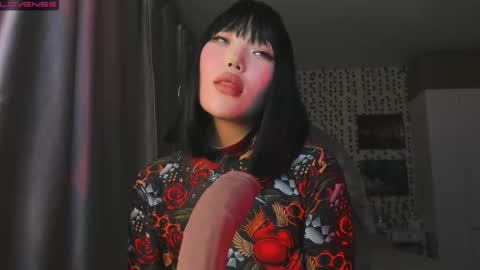 uko sa online show from November 11, 4:15 pm