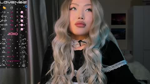 uko sa online show from December 21, 1:42 pm