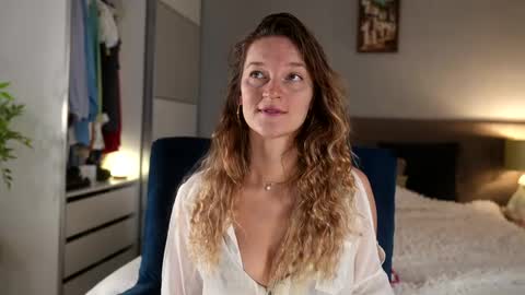 Sasha online show from October 3, 4:06 am