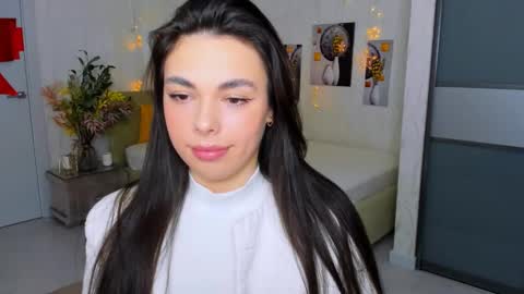 Patricia online show from February 7, 4:24 pm