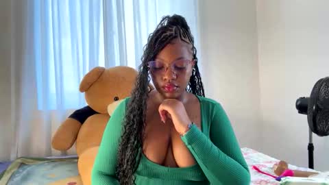 Unholybaddie online show from November 1, 8:51 am