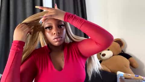 Unholybaddie online show from December 23, 9:02 am