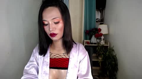 ur_hottest_girl online show from January 7, 7:23 am