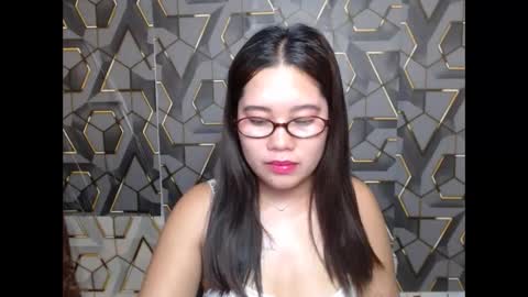 ur_prettychelsie18 online show from June 10, 10:08 pm