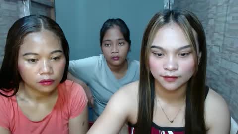 Snapshot of ur_prettymitch chatting on October 6, 4:01 pm ur_prettymitch online show from October 6, 4:01 pm