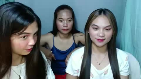 Snapshot of ur_prettymitch chatting on October 4, 9:59 am ur_prettymitch online show from October 4, 9:59 am