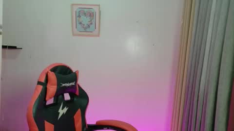 urasian_crisa online show from March 27, 8:26 am