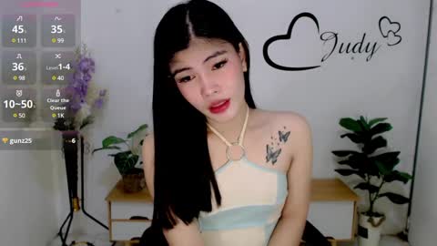 Snapshot of urasianpinayjudyxxx chatting on March 6, 1:05 am urasianpinayjudyxxx online show from March 6, 1:05 am