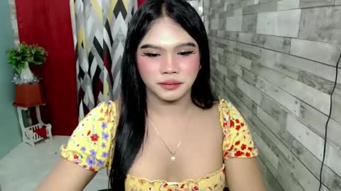 Snapshot of urbabysofia0305 chatting on December 26, 4:36 pm Sofia online show from December 26, 4:36 pm
