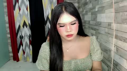 Snapshot of urbabysofia0305 chatting on January 19, 10:50 am Sofia online show from January 19, 10:50 am