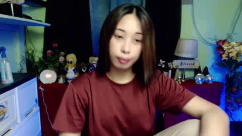 urcrushnextdoor_ online show from December 30, 11:04 am