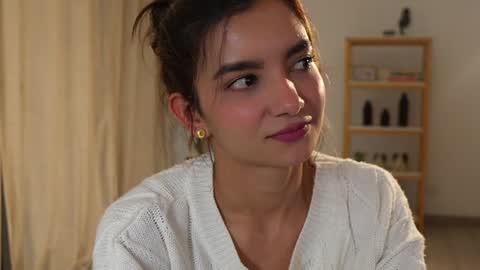 Linda Restrepo online show from December 8, 12:07 am