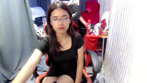 urdreamgirljayne online show from January 11, 9:04 am