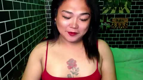 Dimple online show from October 3, 7:41 pm