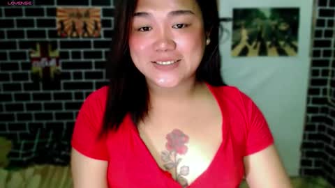 Dimple online show from January 11, 9:53 pm