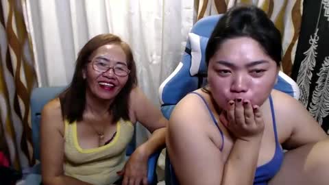 urhotvivian11 online show from January 6, 7:52 am