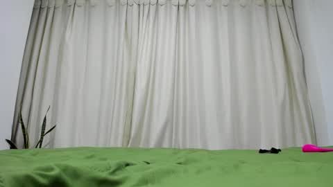 urimare_south online show from January 16, 11:16 pm