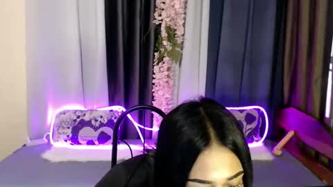 urlovely_jemma online show from April 12, 11:50 pm