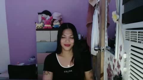 hi im kim online show from November 2, 11:46 am