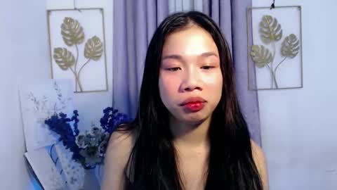 JUST CALL ME LLANA online show from November 11, 6:05 pm