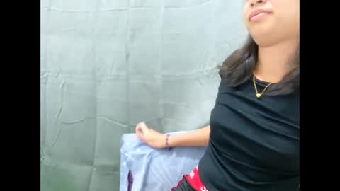 im jenny online show from March 1, 11:10 am