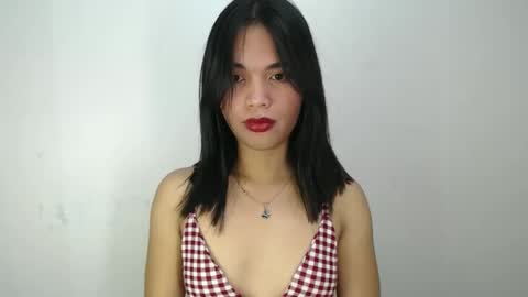 urtereshameow online show from April 8, 2:19 pm