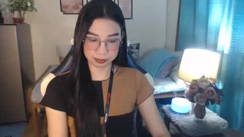 Snapshot of urwetasianprincessxx chatting on February 28, 11:14 am Ashley Kate Mateo Gray online show from February 28, 11:14 am