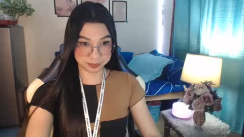 Snapshot of urwetasianprincessxx chatting on January 9, 10:52 am Ashley Kate Mateo Gray online show from January 9, 10:52 am
