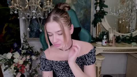 Leila online show from January 17, 12:31 pm