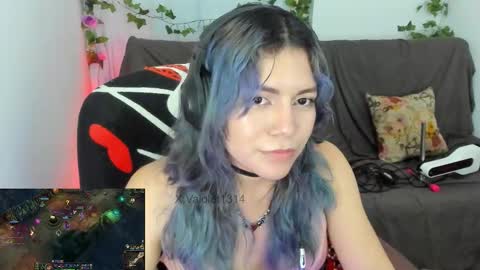 Vaiolet1314 online show from February 9, 1:41 am